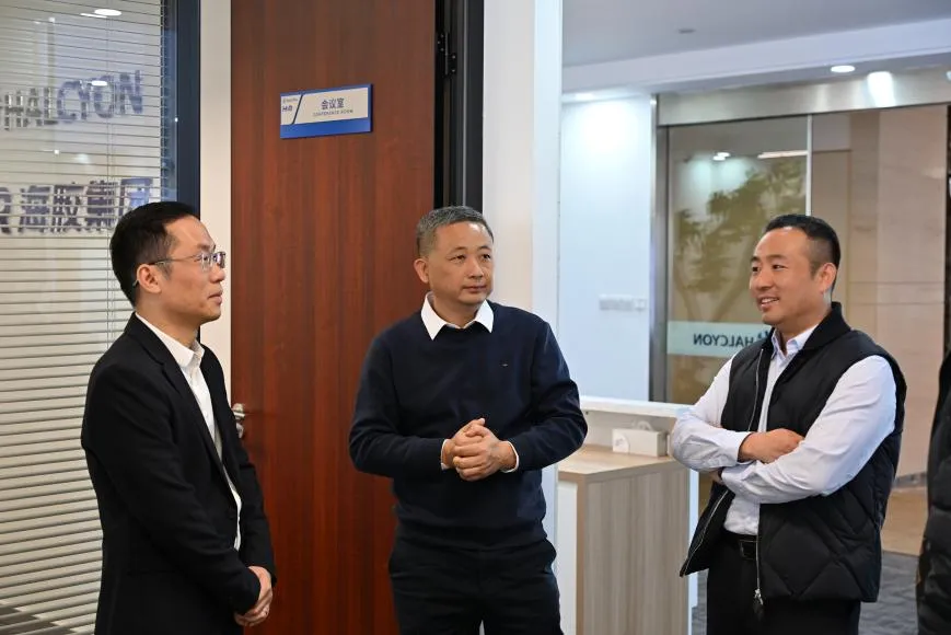 1740468900210075327.jpg 1740468900210075327.jpg